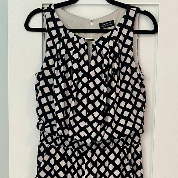 Tahari black and white jumpsuit size 6 - Picture 1 of 6